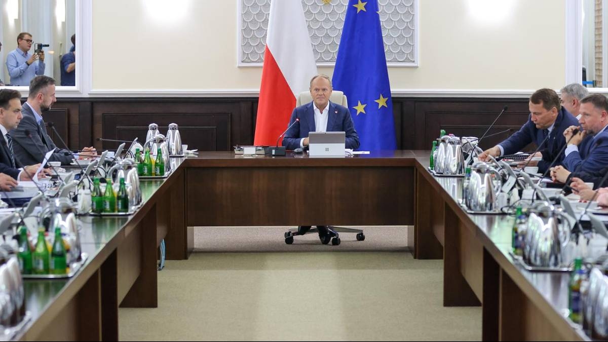 Riunione urgente sul bilancio del governo. Il politico conferma