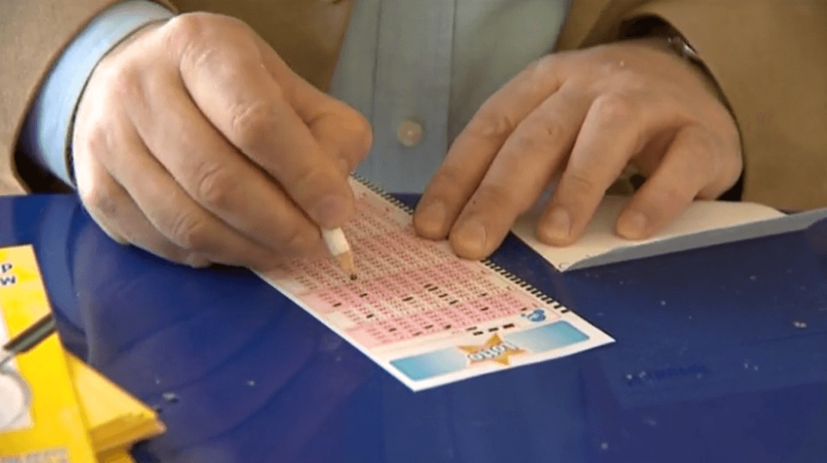 Lotto-trekkingsuitslagen. Controleer de winnende nummers