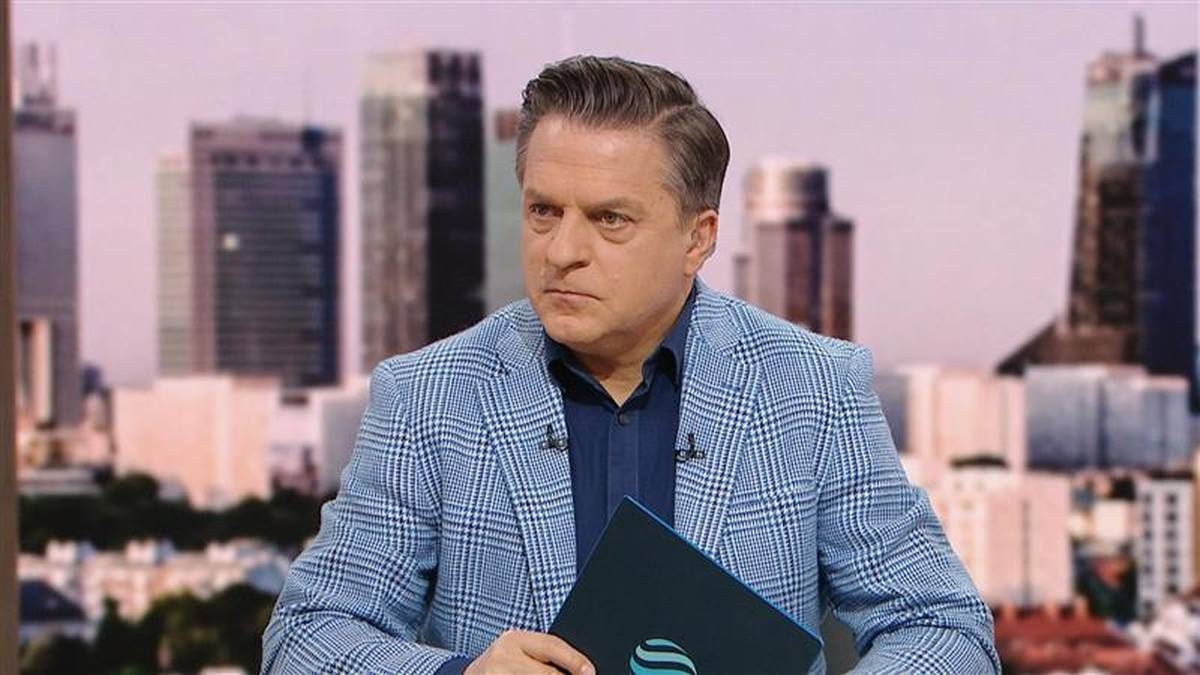 "Rymanowski's Breakfast on Polsat News and Interia". Watch from 9:55