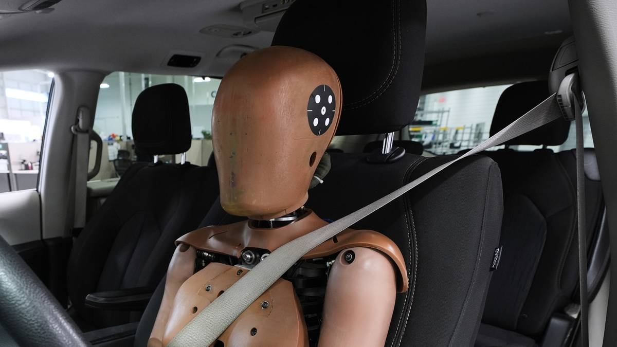 Chinese autofabrikant maakt veiligheidsfout bij test: 'Airbag losgeraakt van zijn houder'
