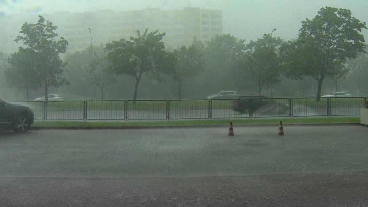 Tempestades com granizo e rajadas de vento. Previsão do tempo para terça-feira