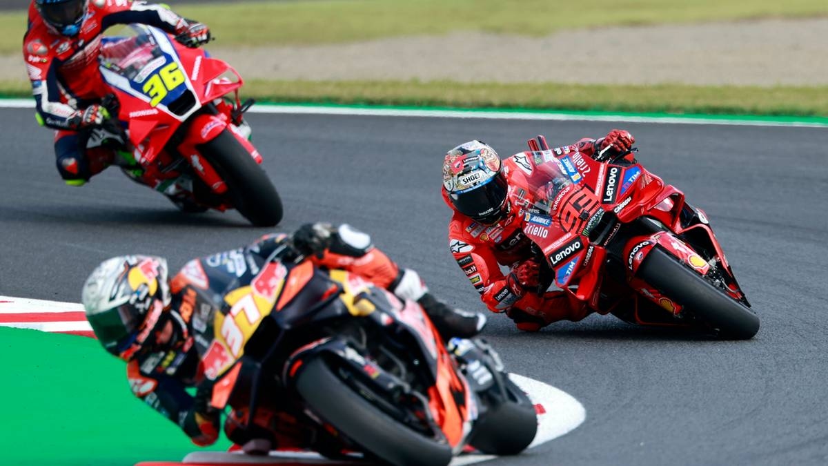 Endonezya GP. Şampiyonumuz Bagnaia ve Honda geri döndü.