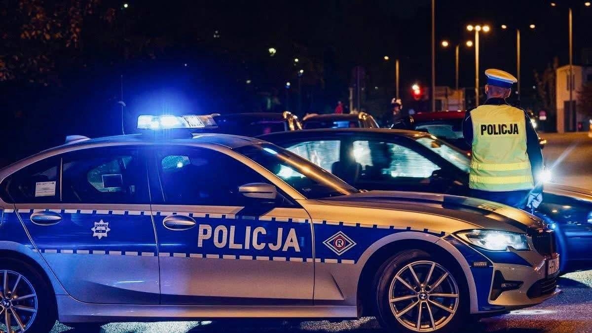 Ukradł auto premiera. Mężczyzna zatrzymany na chwilę przed wylotem z Polski