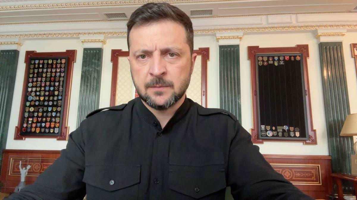 Volodymyr Zelensky bir kararname yayınladı. Ukrayna birliklerinin yeni bir komutanı var