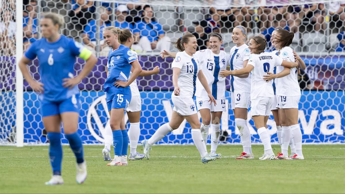 Die Fußball-Europameisterschaft der Frauen hat begonnen. Siege für Finnland und Norwegen