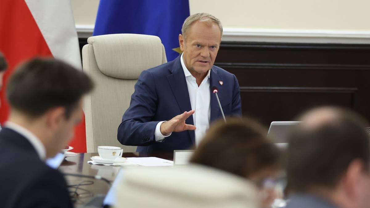"Tusk is geen gemakkelijke baas." De viceminister bespreekt openlijk de samenwerking met de premier.