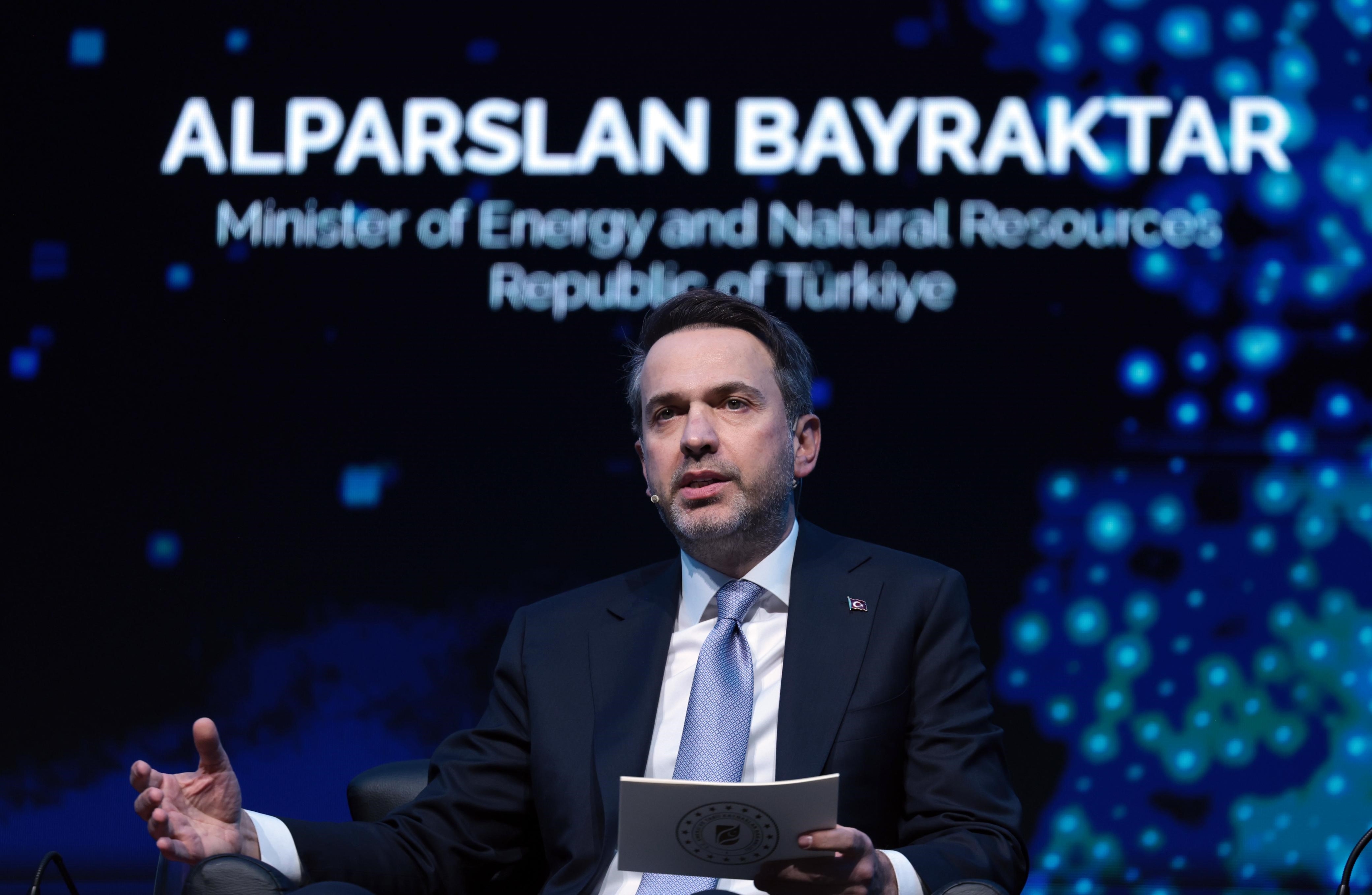 Minister Bayraktar: „Die Türkei ist auf dem Weg, ein globaler Akteur zu werden“