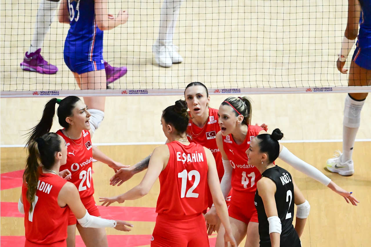 Het nationale damesvolleybalteam begon de Nations League met een overwinning