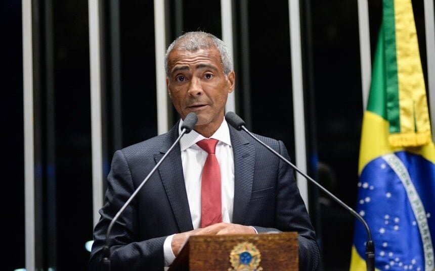 PlatôBR: Red Card? The Request to Expel Romário from the PL