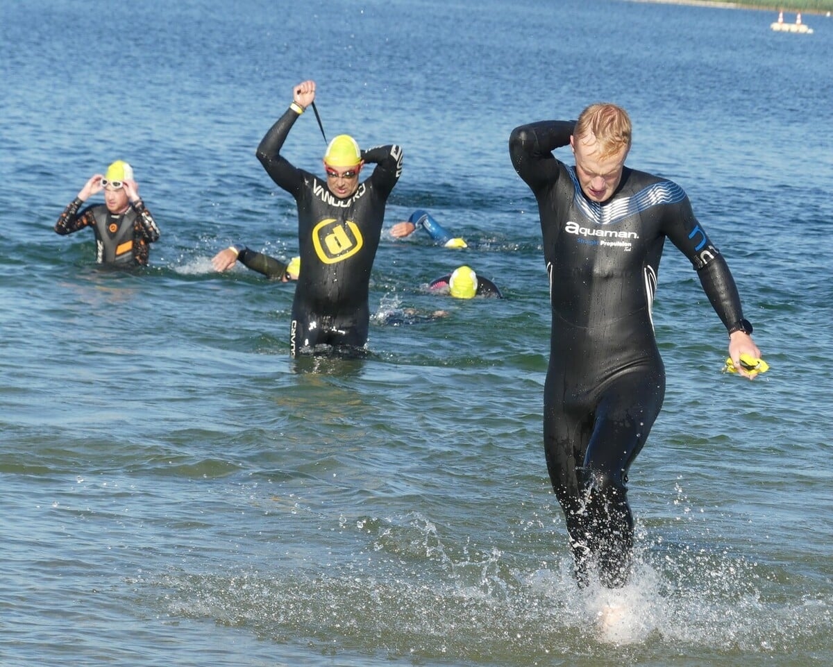 L'Openlakes Champagne attrae migliaia di triatleti al Der