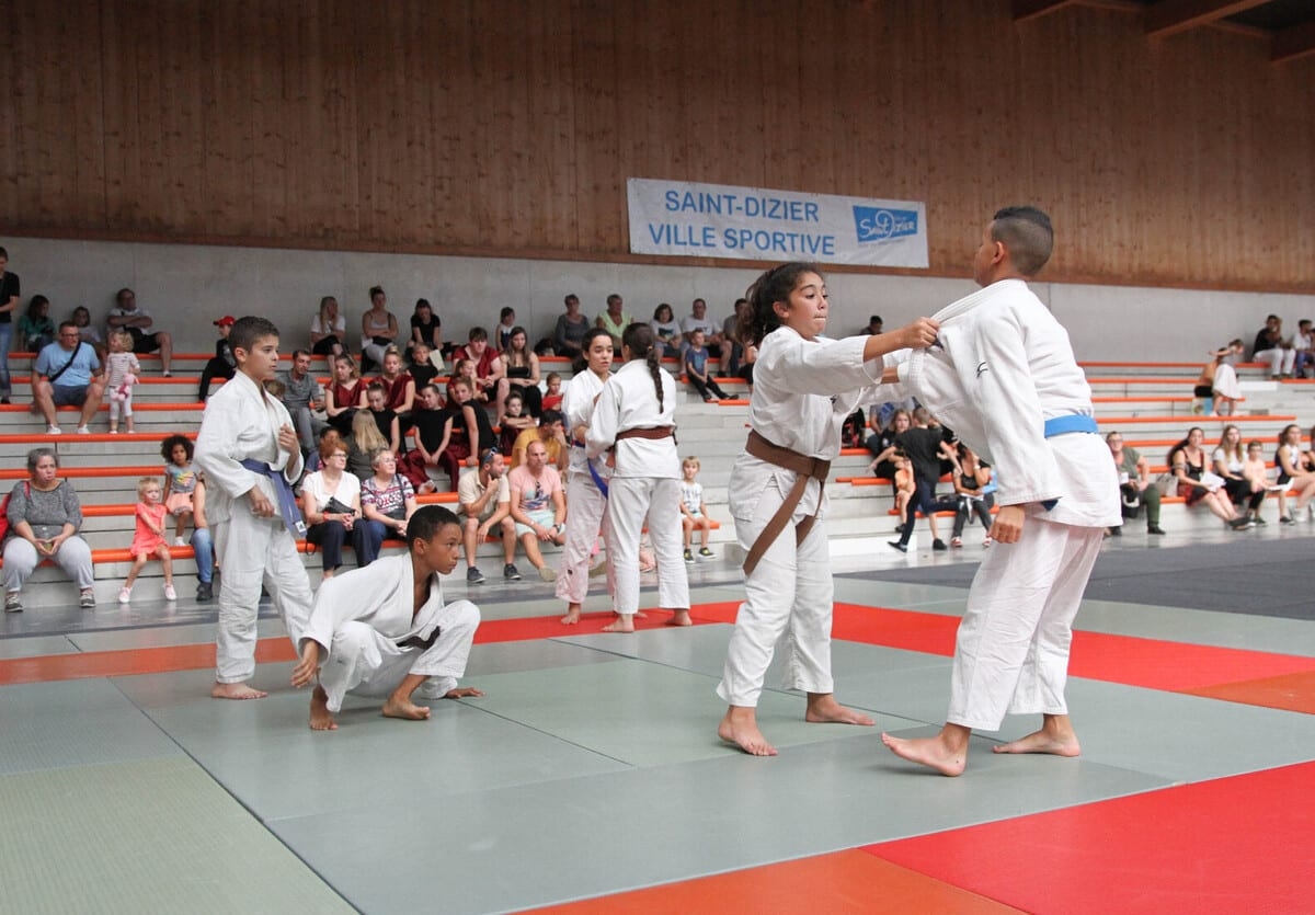 De staat veracht de sport, de stad maakt zich zorgen over haar jongeren