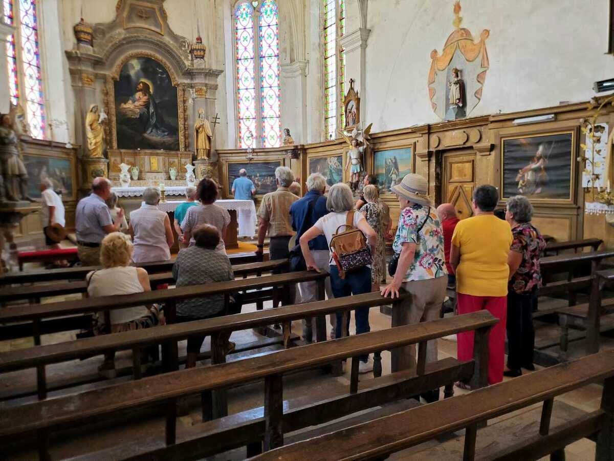 Die Kirche Saint-Rémy enthüllt ihre Schätze