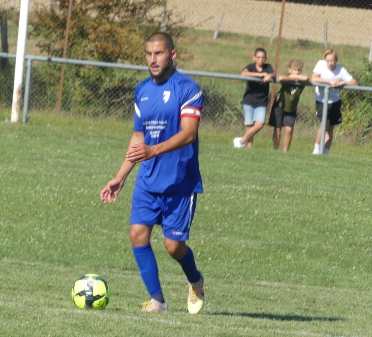Das Haut-Marnais mit dem Ball am Fuß