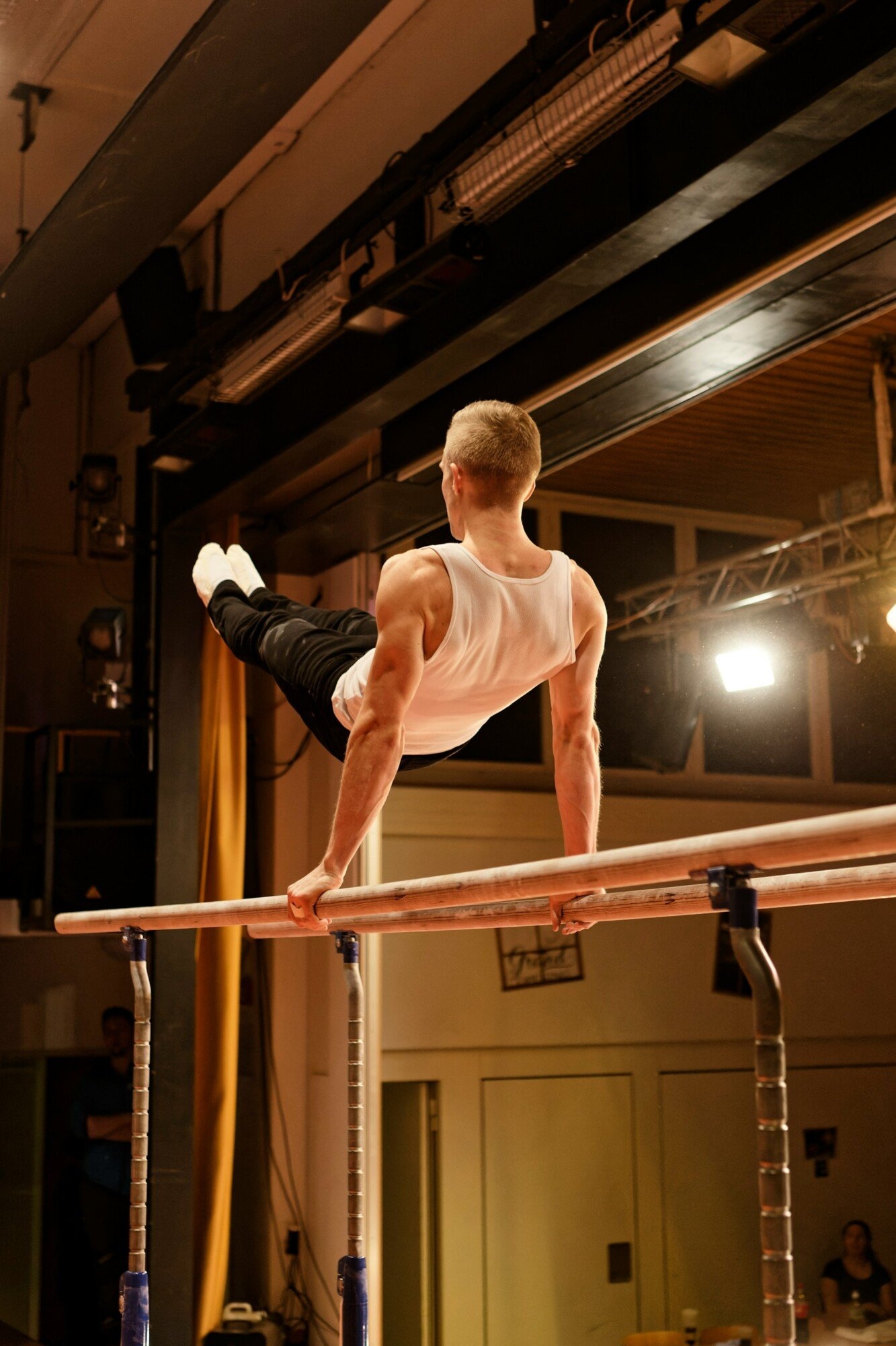Hundreds of athletes compete in Acrobatic Gymnastics Championship in Albufeira