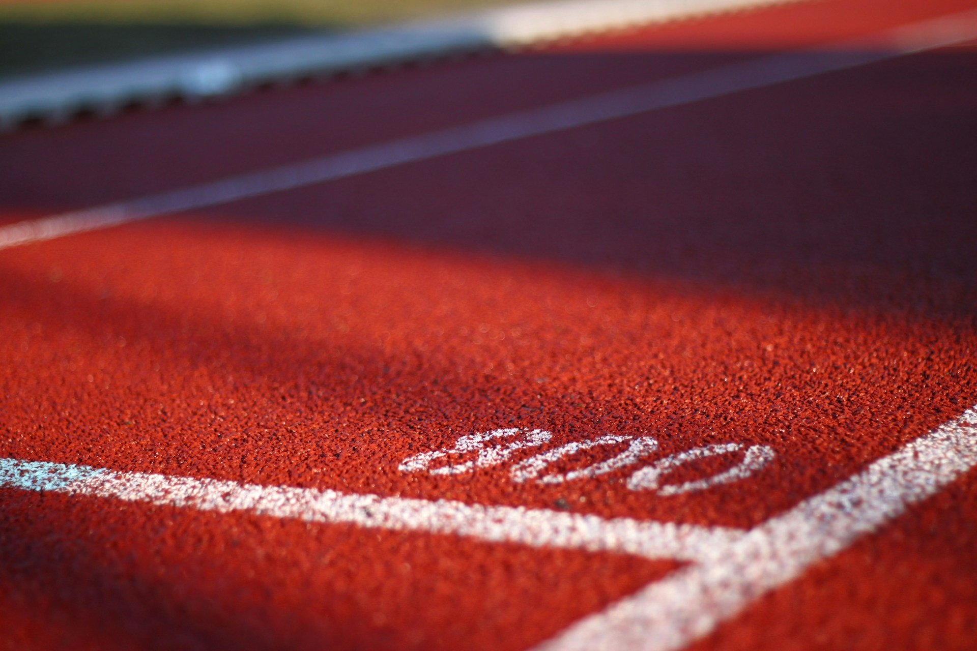 Parchal recebe 2.ª jornada do Campeonato Regional Sub 18 de Atletismo