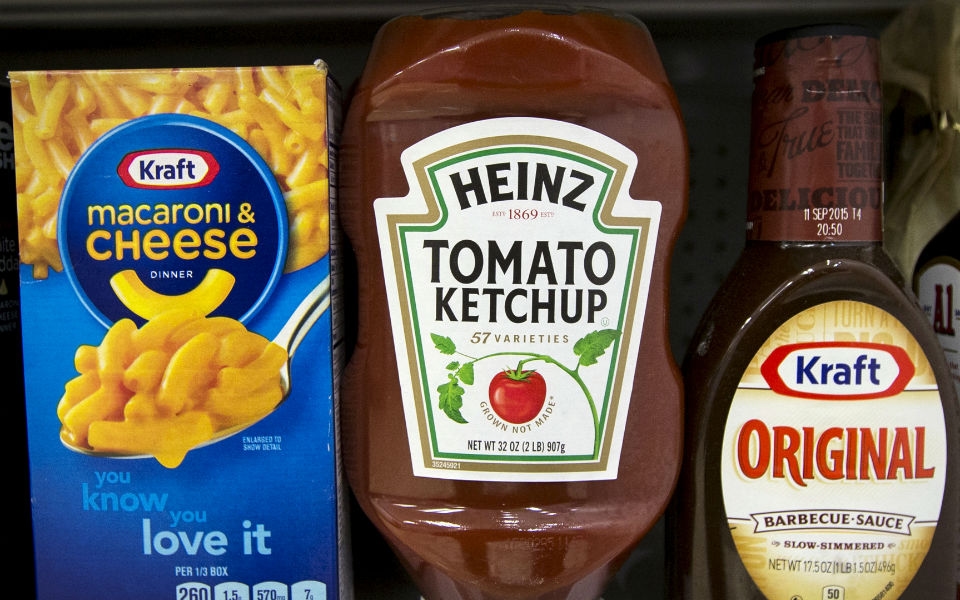 Kraft Heinz splits 10 years after merger