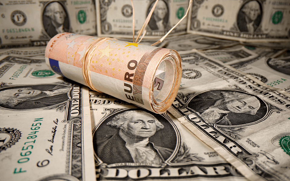 Daling dollar weerspiegelt afnemend Amerikaans exceptionalisme, zegt analist