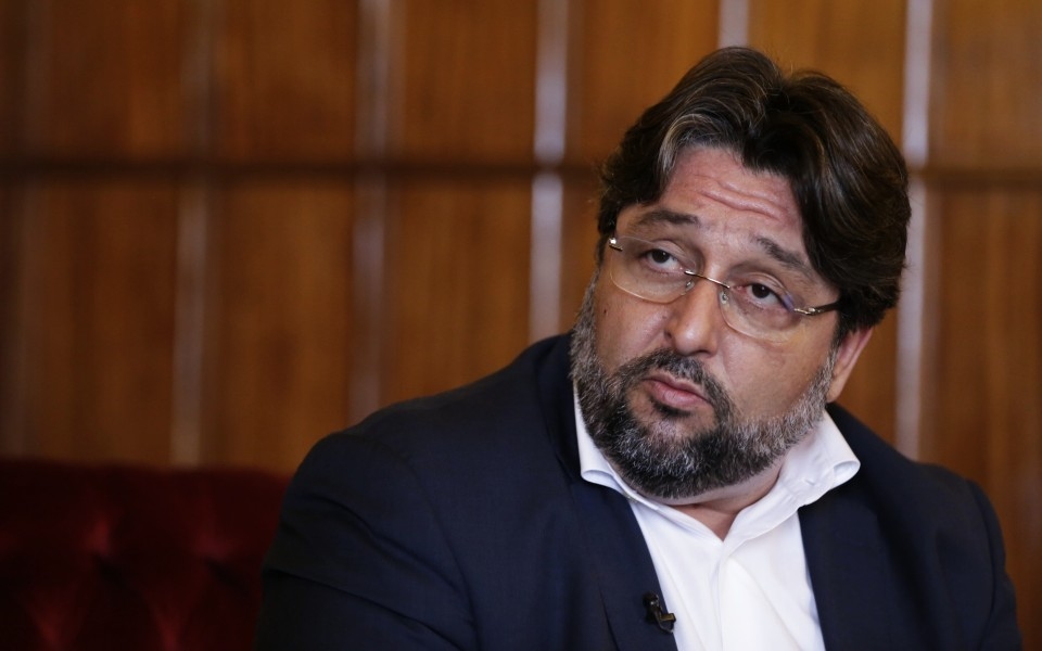 Bürgermeister von Loures garantiert, dass der Abriss illegaler Gebäude fortgesetzt wird
