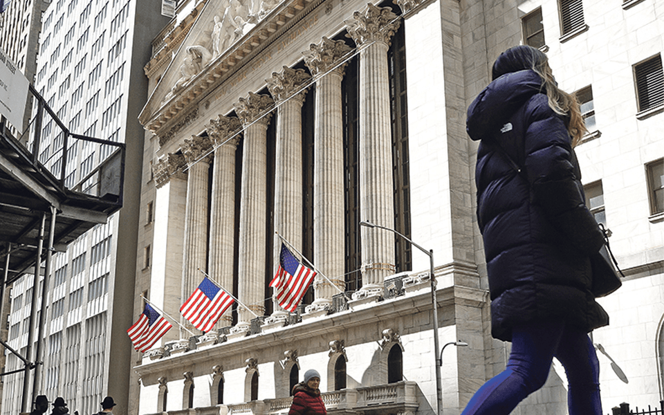 Wall Street arranca con solo el Dow Jones en territorio negativo