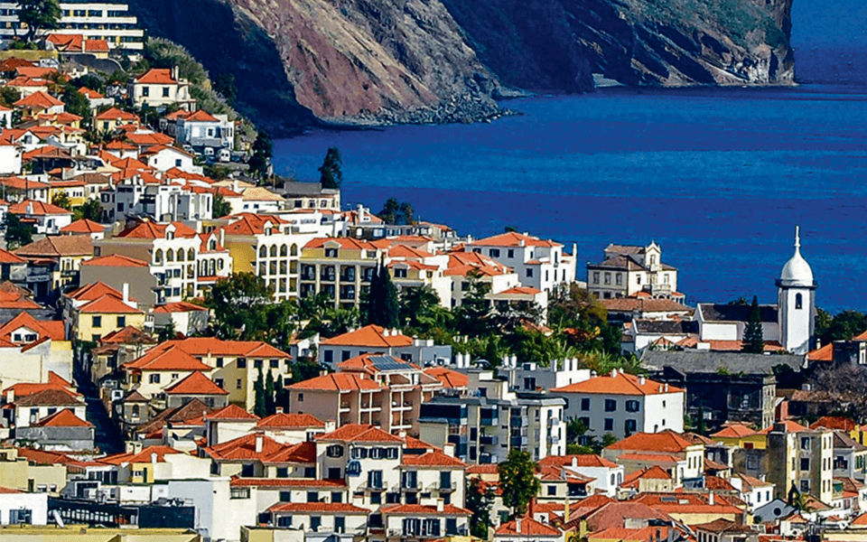 Journalistenbond houdt rondetafelgesprek met partijen die meedoen aan de verkiezingen op Madeira