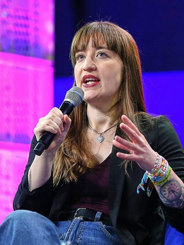Left Party parliamentary group leader Heidi Reichinnek wants to donate her salary increase.