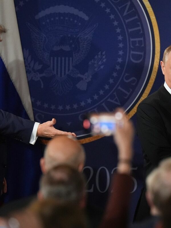 O que a cúpula do Alasca alcançou e o que deve acontecer em seguida? O presidente americano Trump informará os europeus.