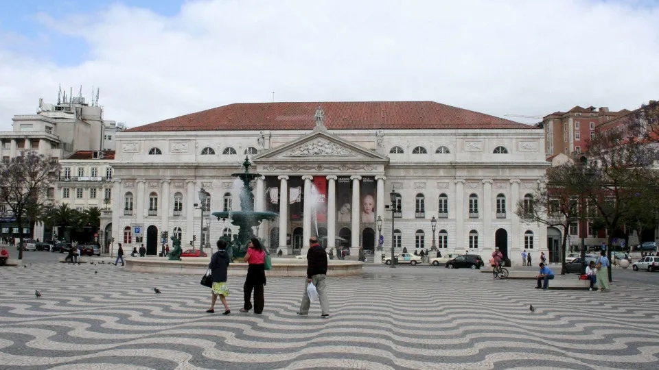 Teatro Nacional D. Maria abre temporada com sátira sobre ascensão do fascismo