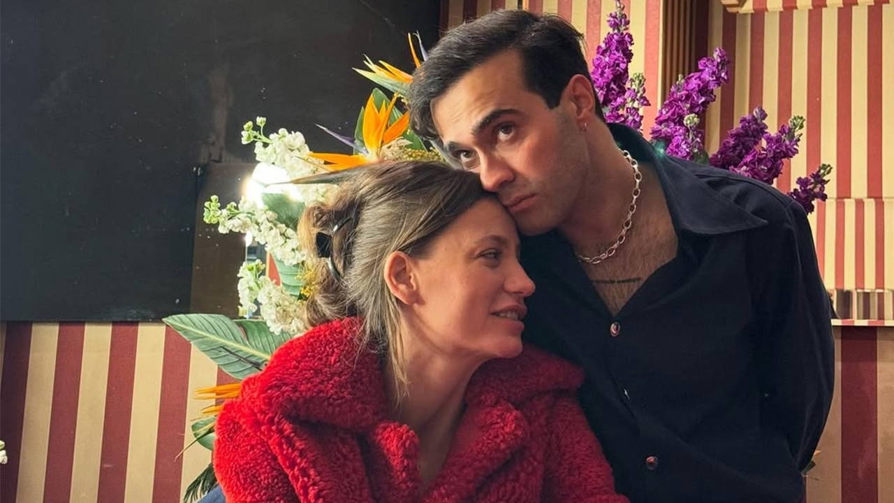 Romantic birthday celebration from Mert Demir to Serenay Sarıkaya