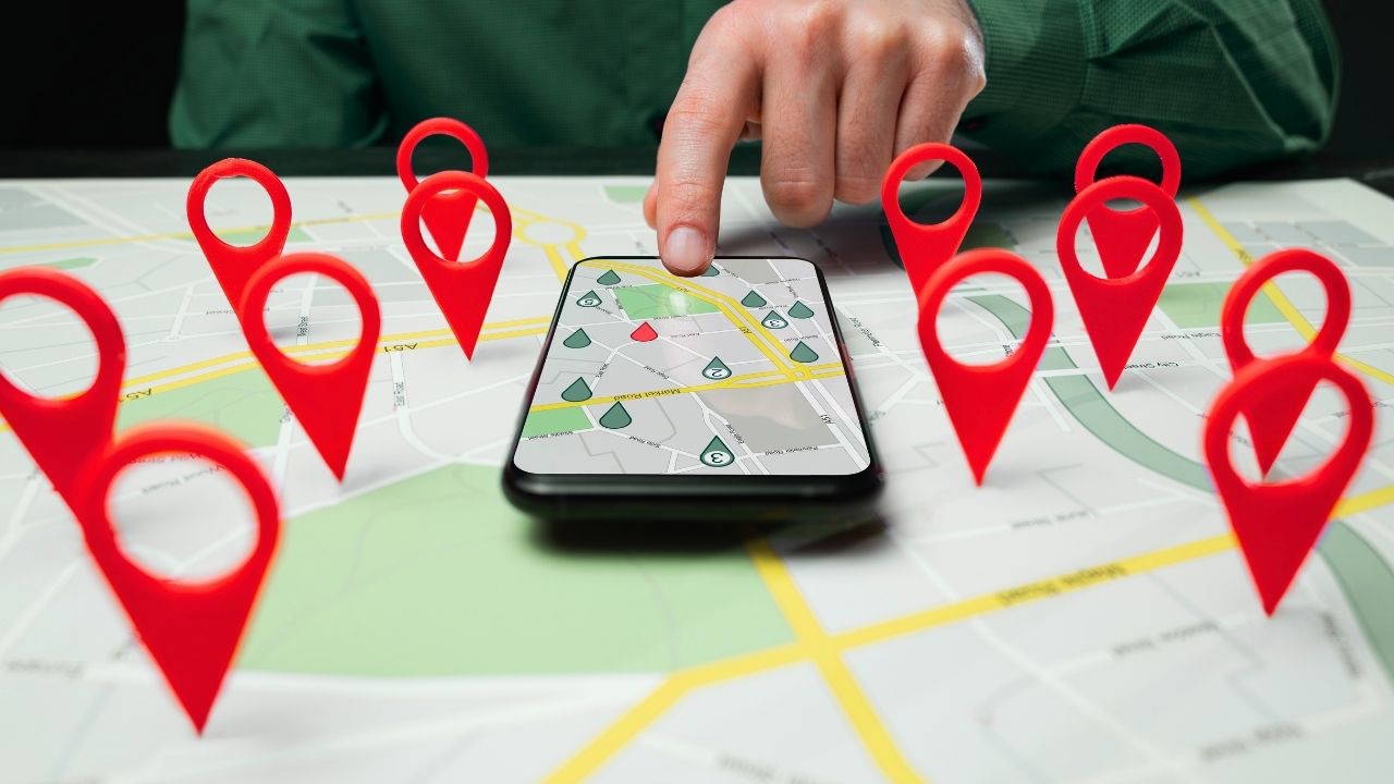 Interesting feature on the way to Google's Maps service