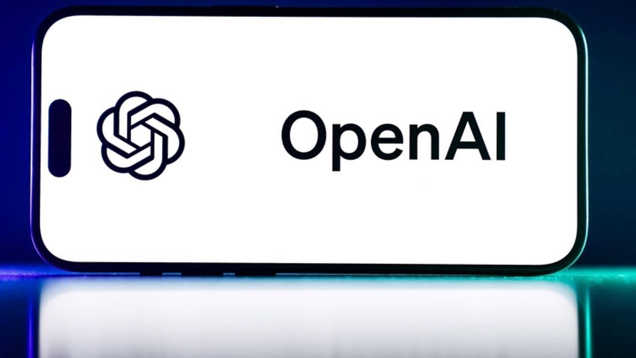 OpenAI libera GPT-5 gratuitamente para todos