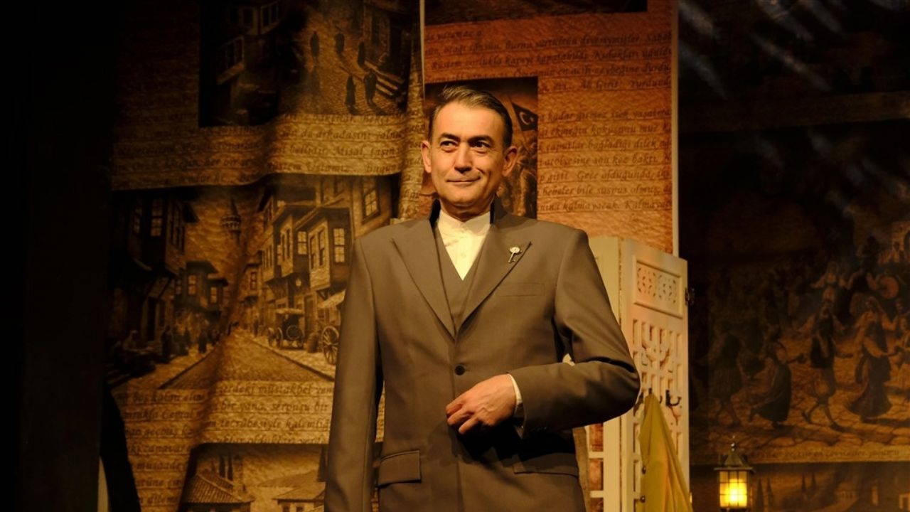 The play "The Strange Story of Rüstemoğlu Cemal" will be staged at the Edirne State Theatre.