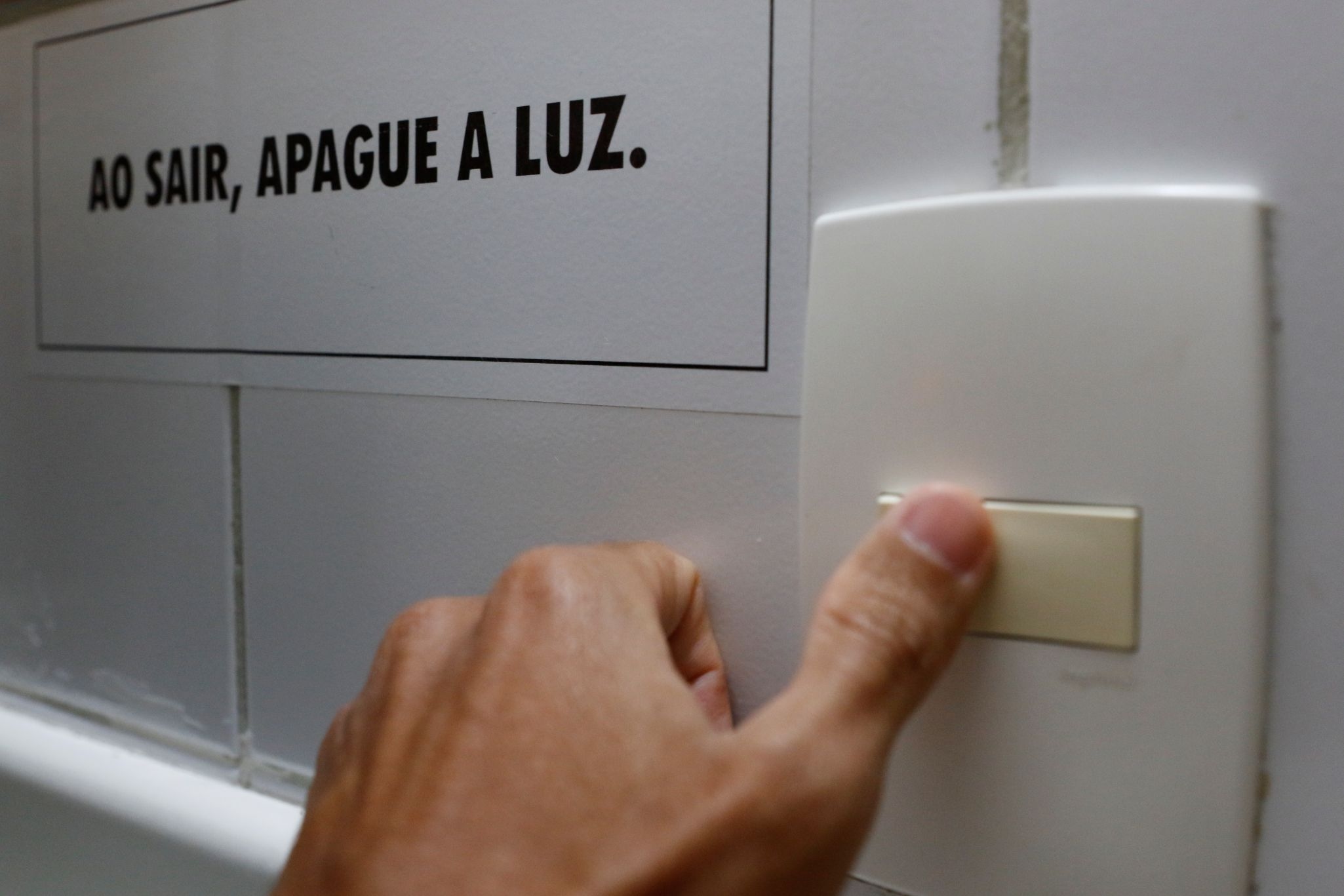 Government issues Provisional Measure to prevent high electricity bills and regulate natural gas