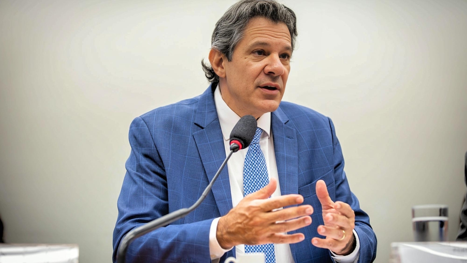Governo pode tomar até 10% de rendimento que hoje é isento de IR; entenda