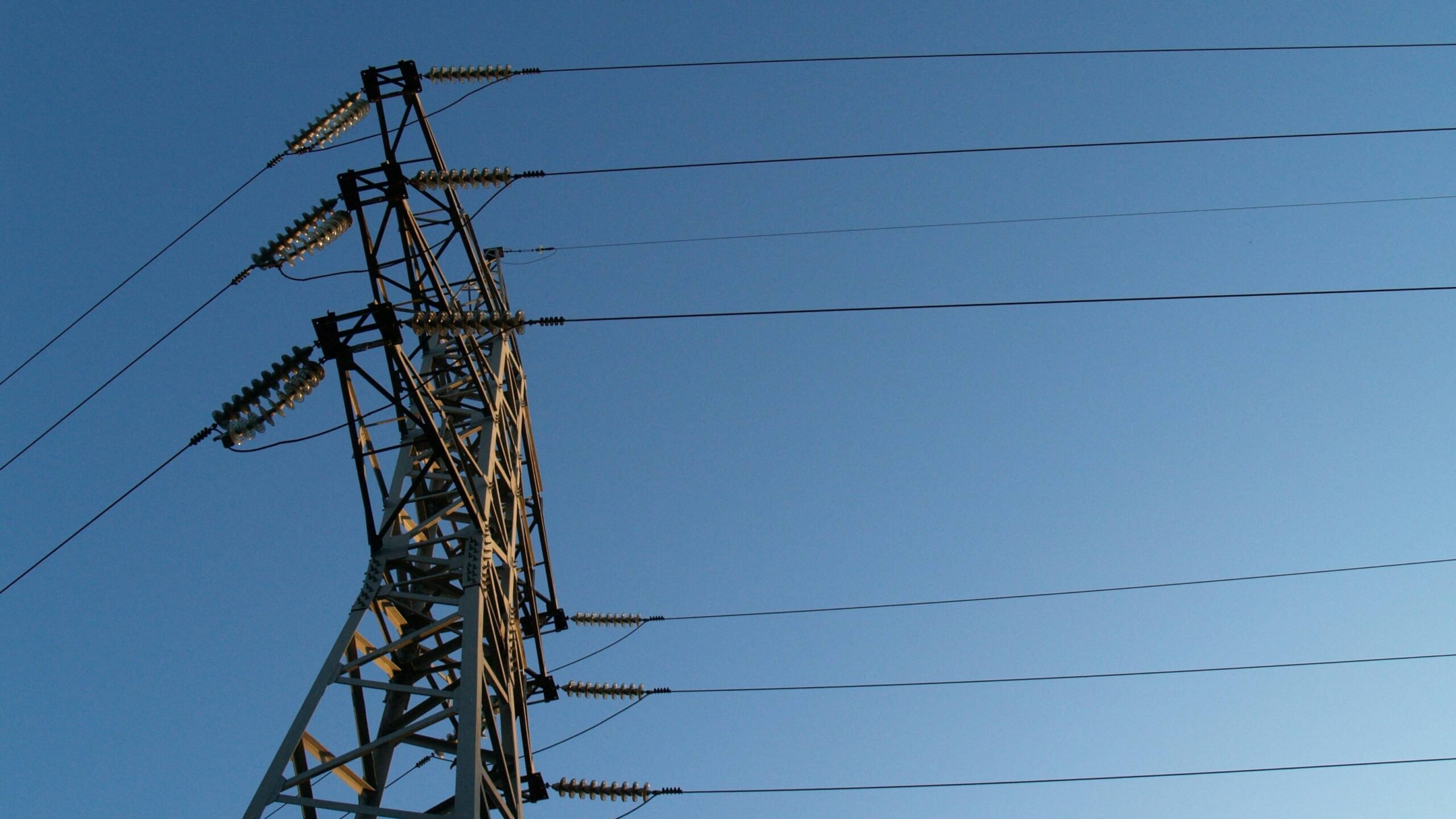 Electricity could become up to 26.5% cheaper with consumers switching to the free market
