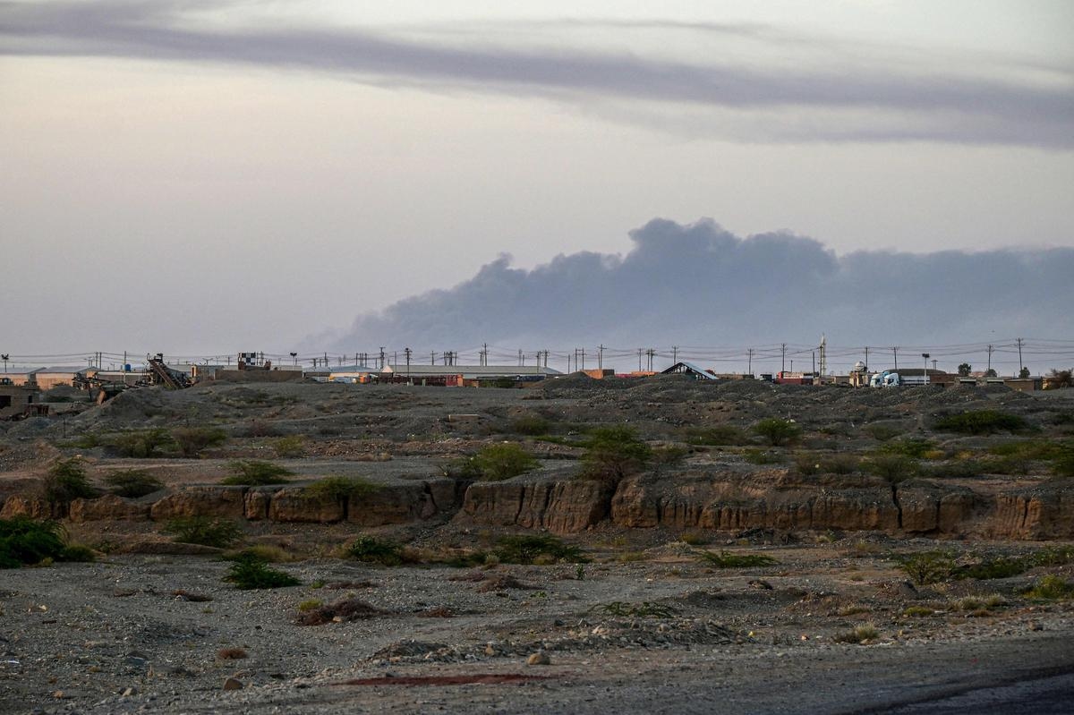 El aeropuerto y la base militar de Port Sudan fueron bombardeados por drones