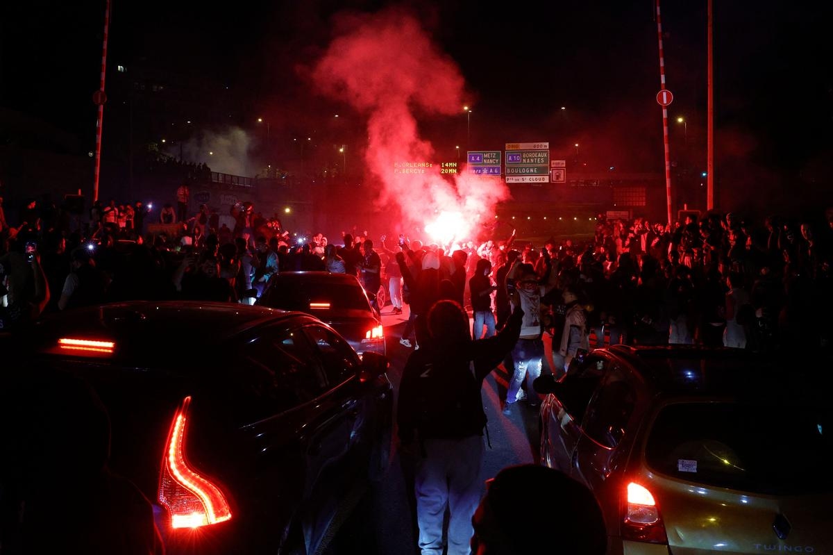 Tres personas atropelladas tras la victoria del PSG, uno de los heridos en estado crítico