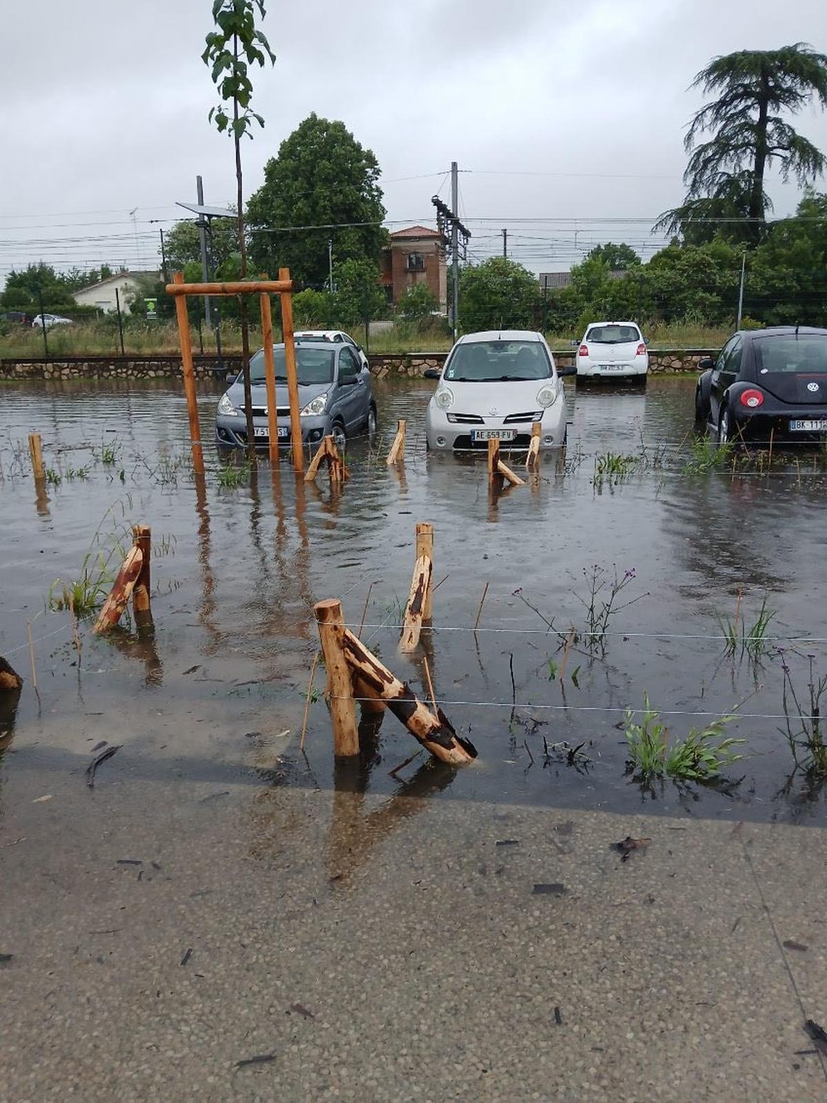 Rain and flooding: Lot-et-Garonne and Dordogne remain on orange alert this Tuesday, a TGV train evacuated in Tonneins