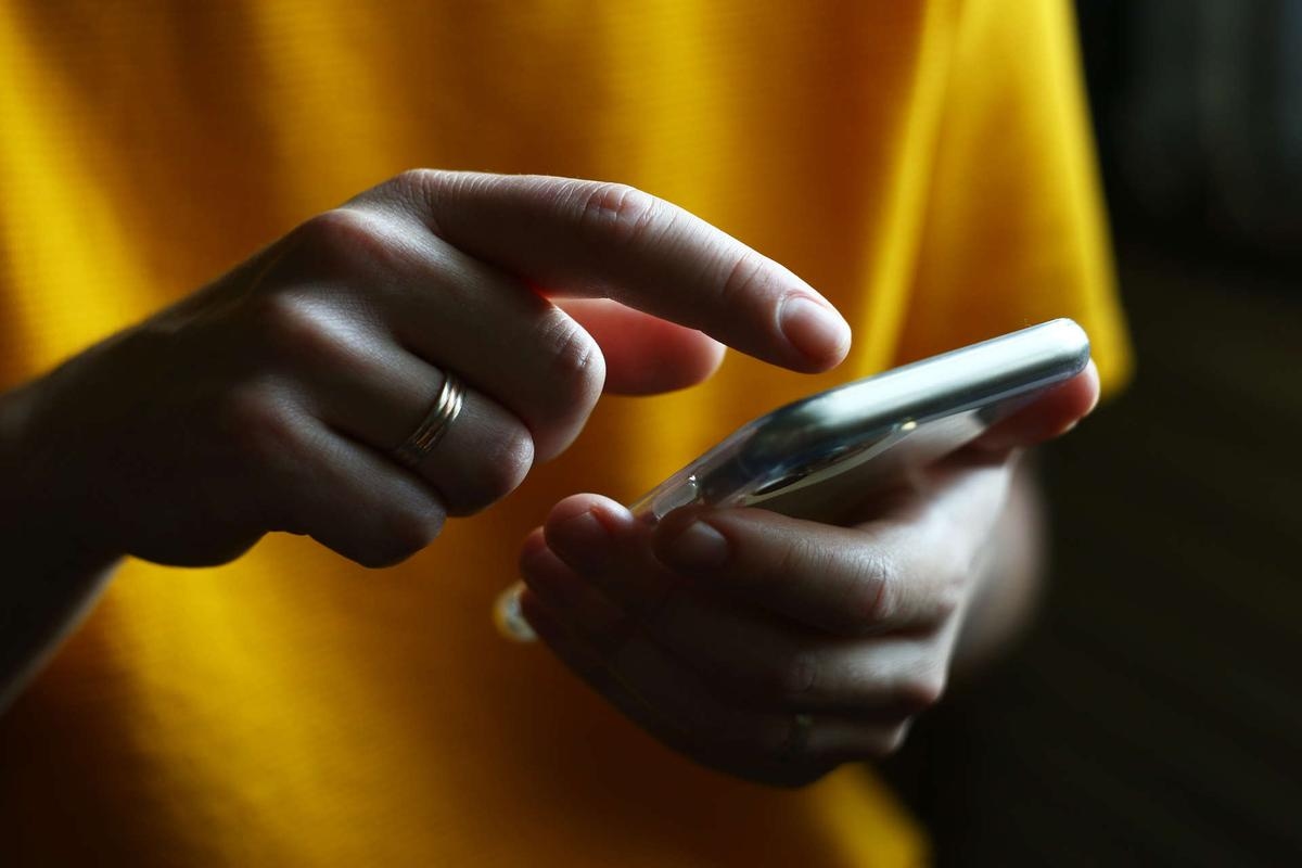 Are you scrolling endlessly? Here's why it's affecting your well-being and mental health