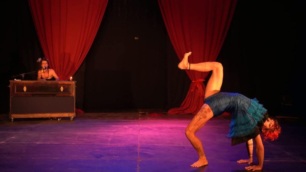 Bayonne: Move on, there's a circus to see on the Roland-Barthes esplanade