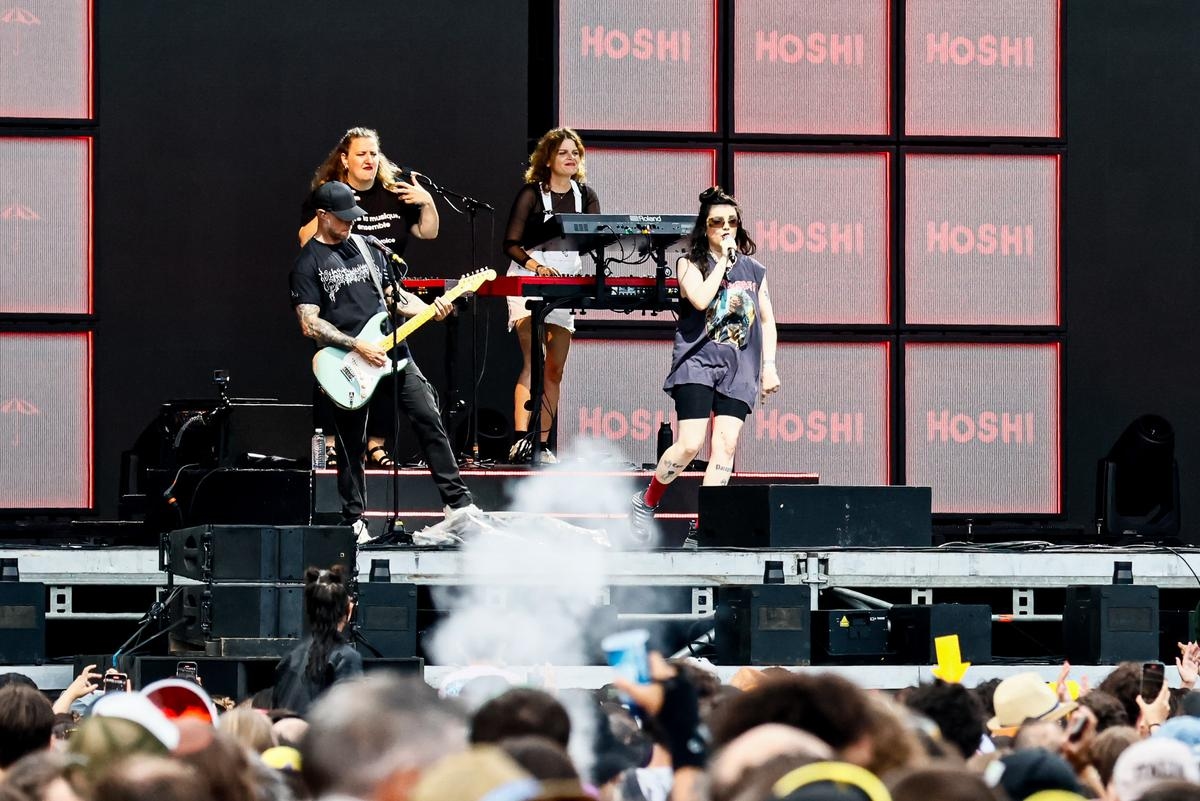 Garorock 2025: show de Hoshi, a primeira música autografada da história do festival