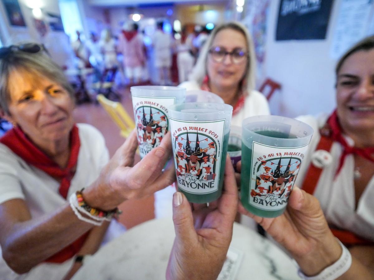 Festiwale Południowo-Zachodnie: Powiedz mi, jak pijesz, a powiem ci, na której imprezie jesteś