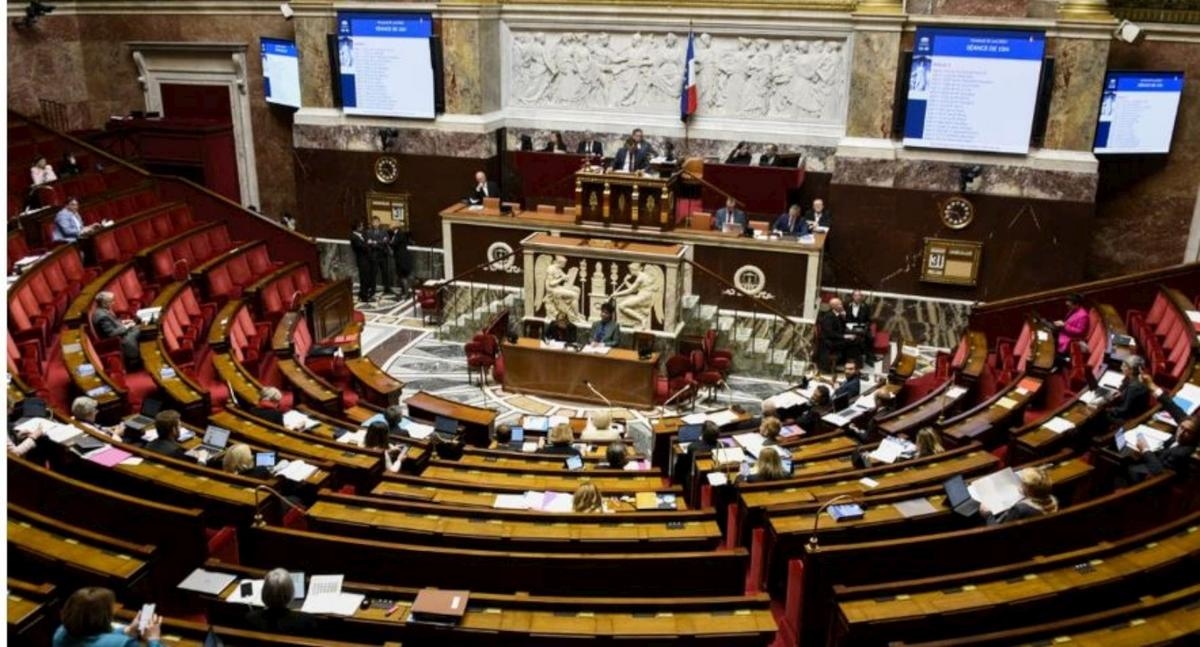 Projeto de lei sobre o fim da vida útil: quarenta e seis anos de debate e legislação em oito datas