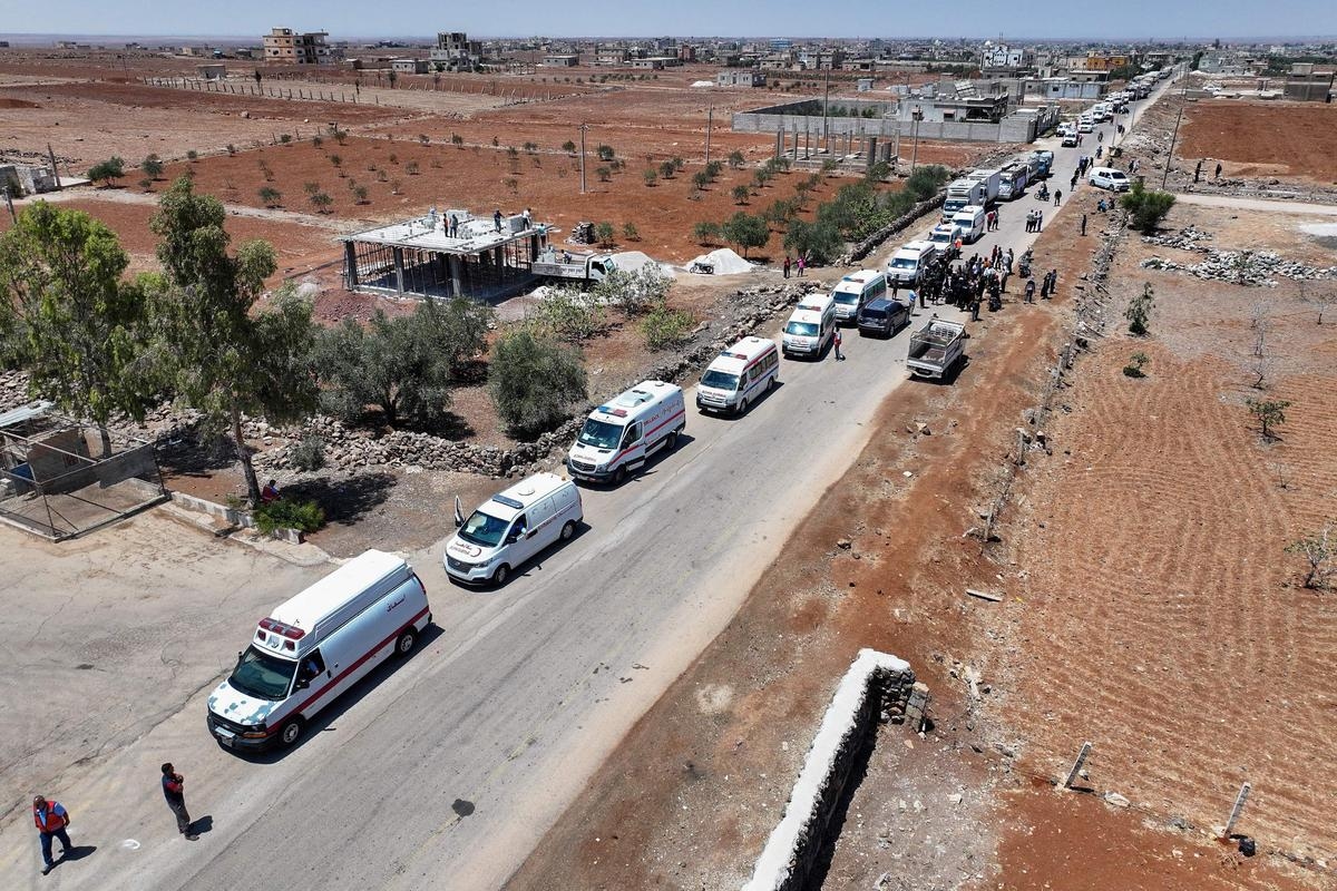Syrien: Erster humanitärer Hilfskonvoi trifft in Sweida ein, nachdem es bei der Gewalt mehr als 1.100 Tote gab