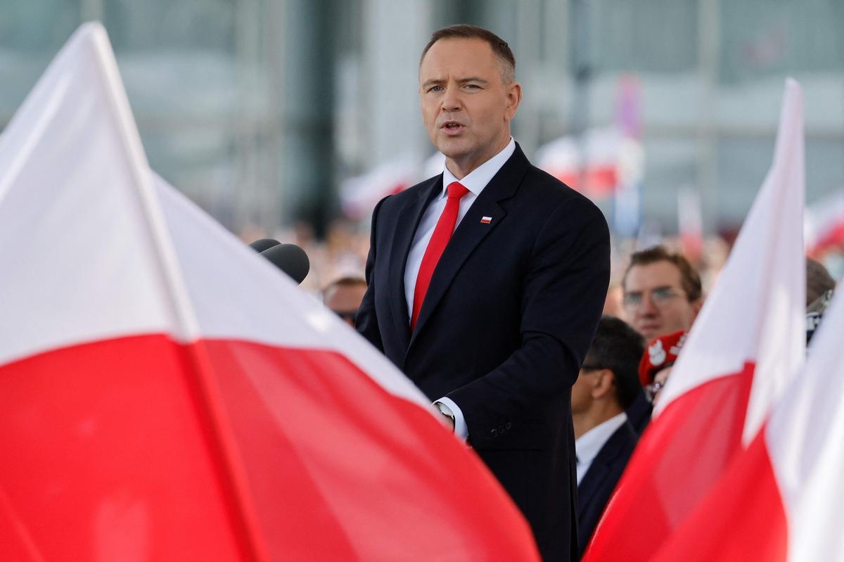 Polska: Konserwatysta Karol Nawrocki, wybrany na prezydenta, chce uniknąć „upadku” swojego kraju