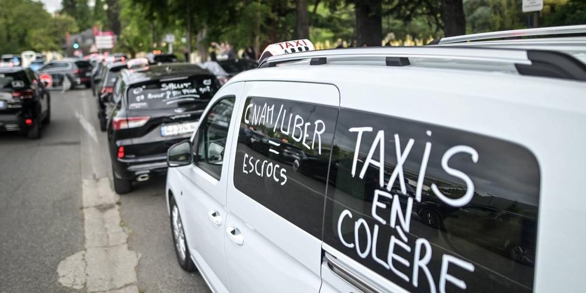 Vuelta al cole: llamamiento a "bloquear todo" el 10 de septiembre, taxis, sindicatos... ¿Qué esperar en septiembre?