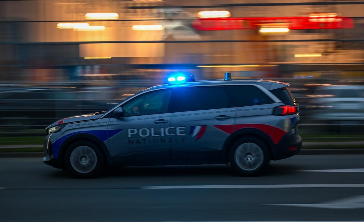 Ex-policial juvenil de Marselha é julgado por estupro de crianças filipinas