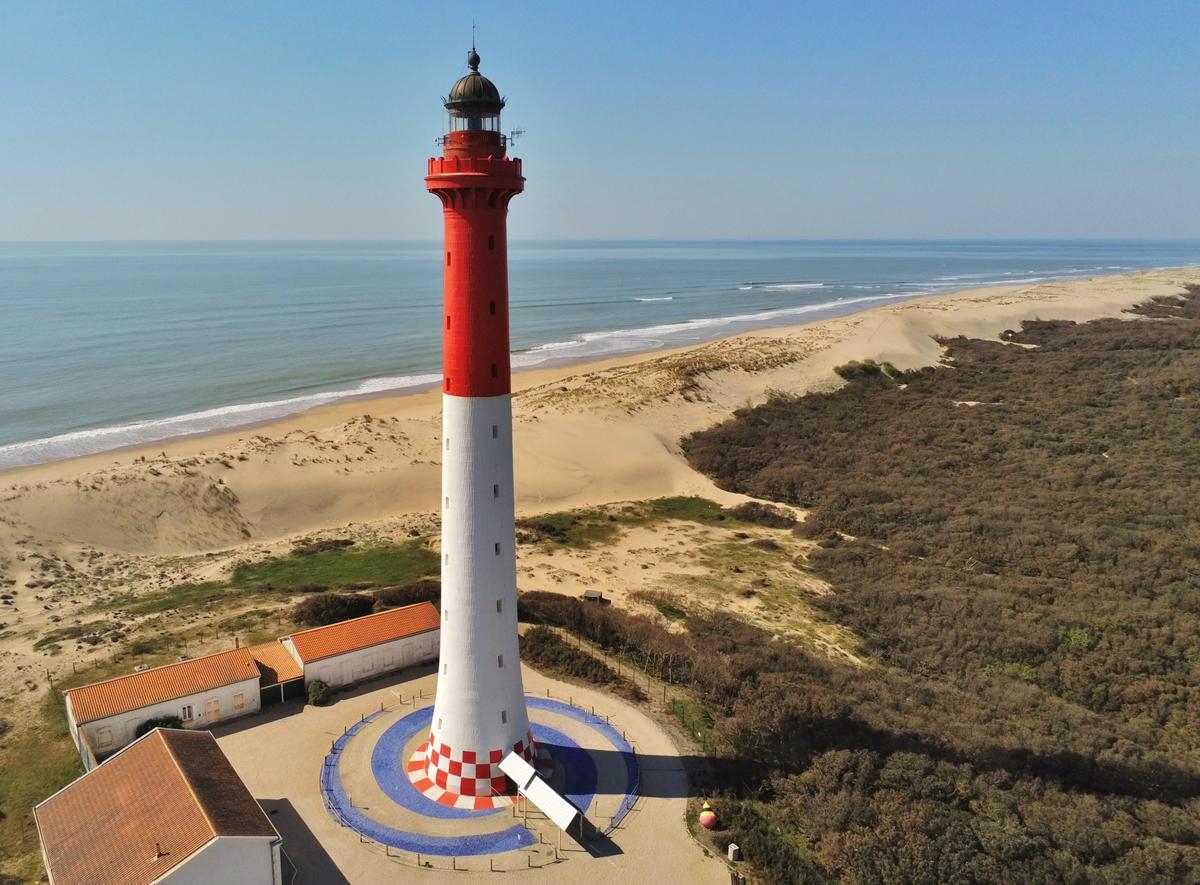 Charente-Maritime: latarnia morska Coubre obchodzi 120-lecie swojego rozświetlenia