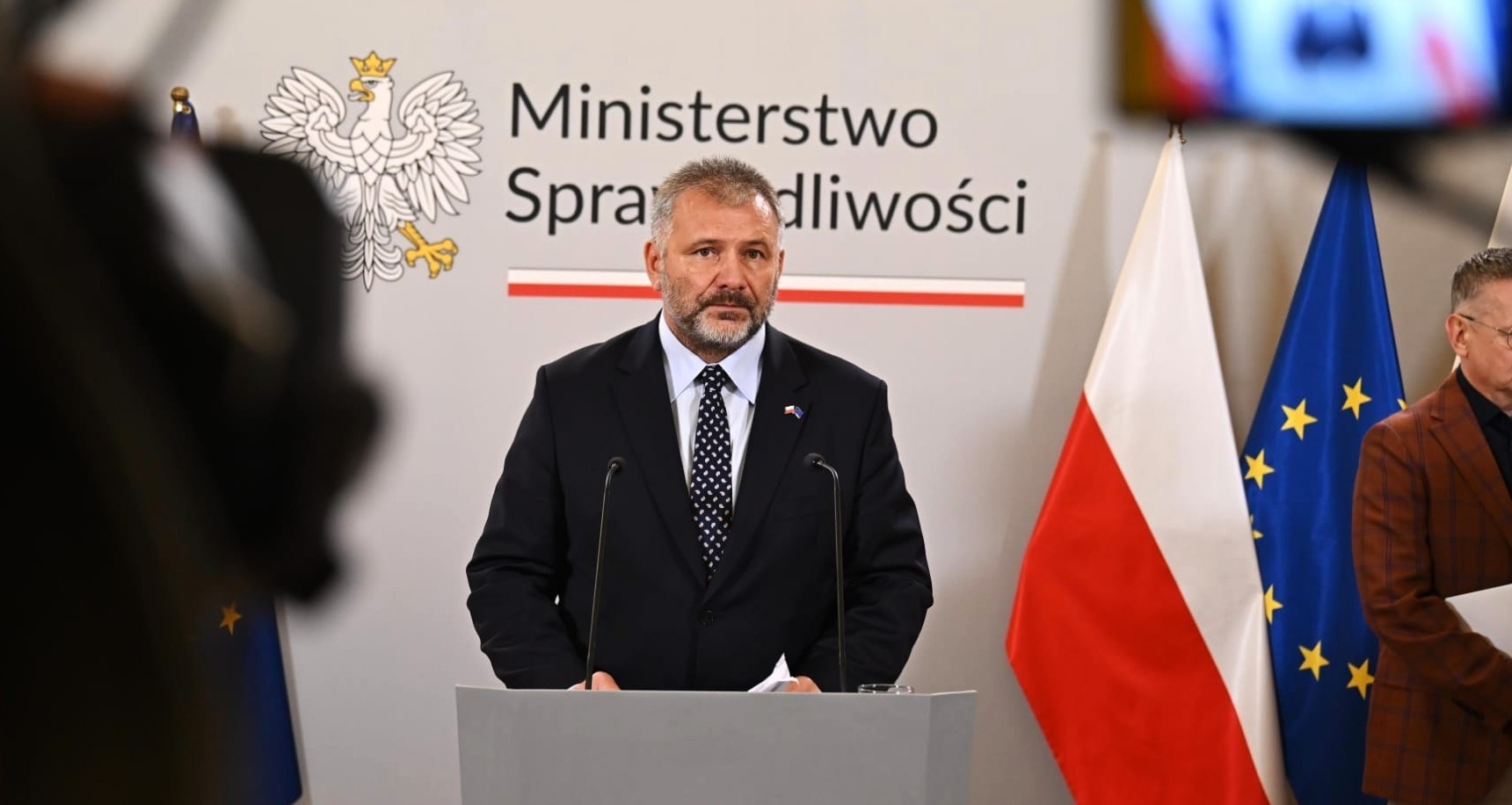 El nuevo ministro de Justicia de Polonia destituirá a decenas de directores de tribunales para "limpiar" el sistema judicial.