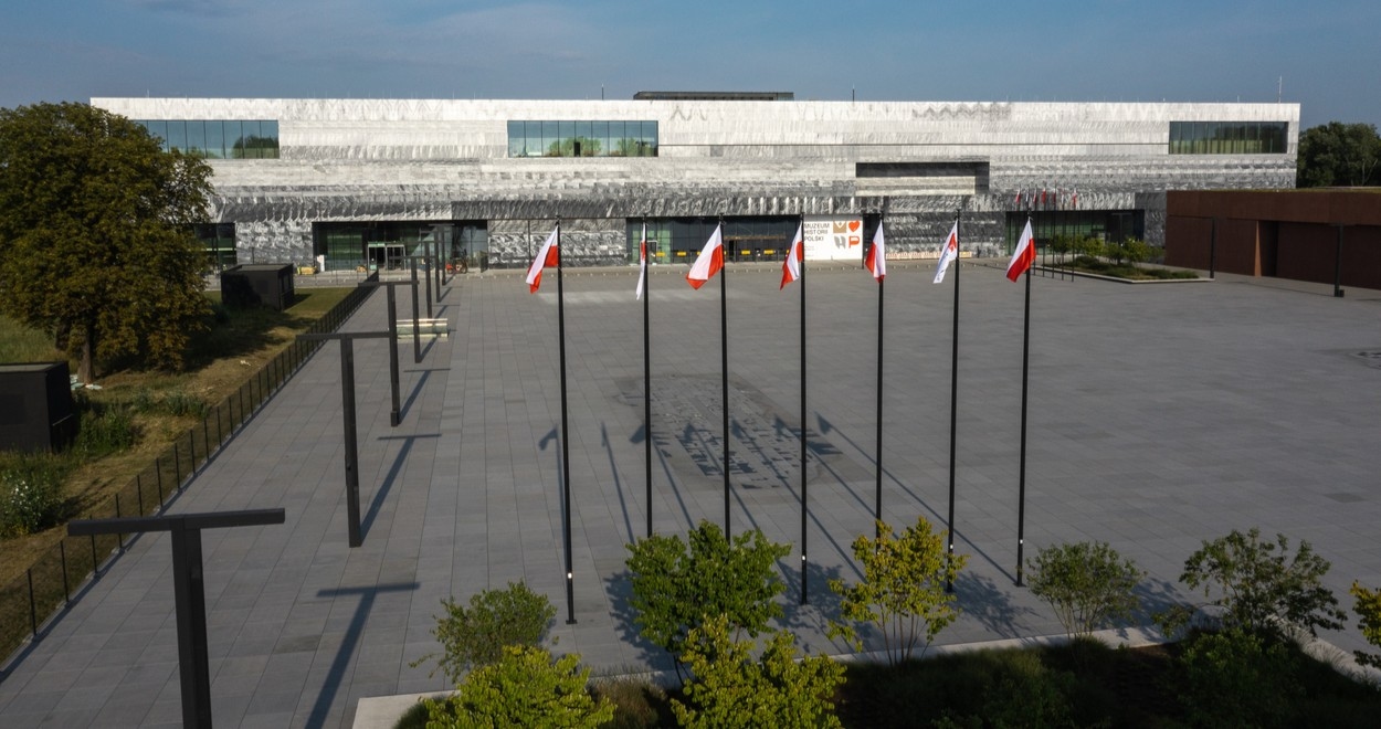 Il governo ha licenziato illegalmente il direttore del Museo di storia polacca, afferma il tribunale