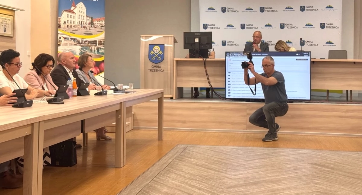 Een totale schande. Burgemeester Długozim kreeg geen kwijtschelding en geen vertrouwensstemming.